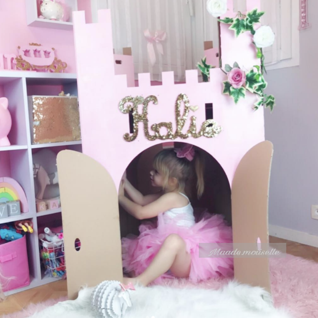 Chateau En Carton Pour Chevaliers Et Princesses Wiplii