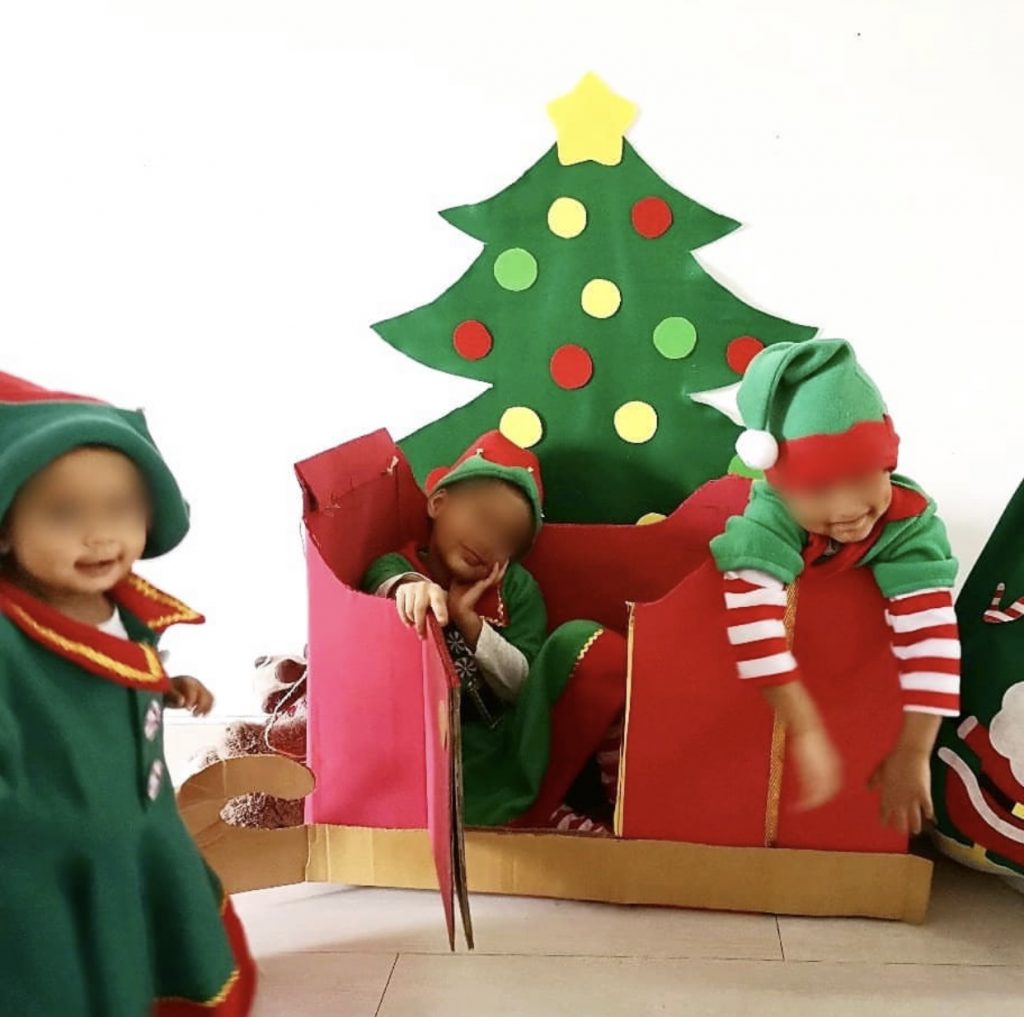 cabane-en-carton-pere-noel